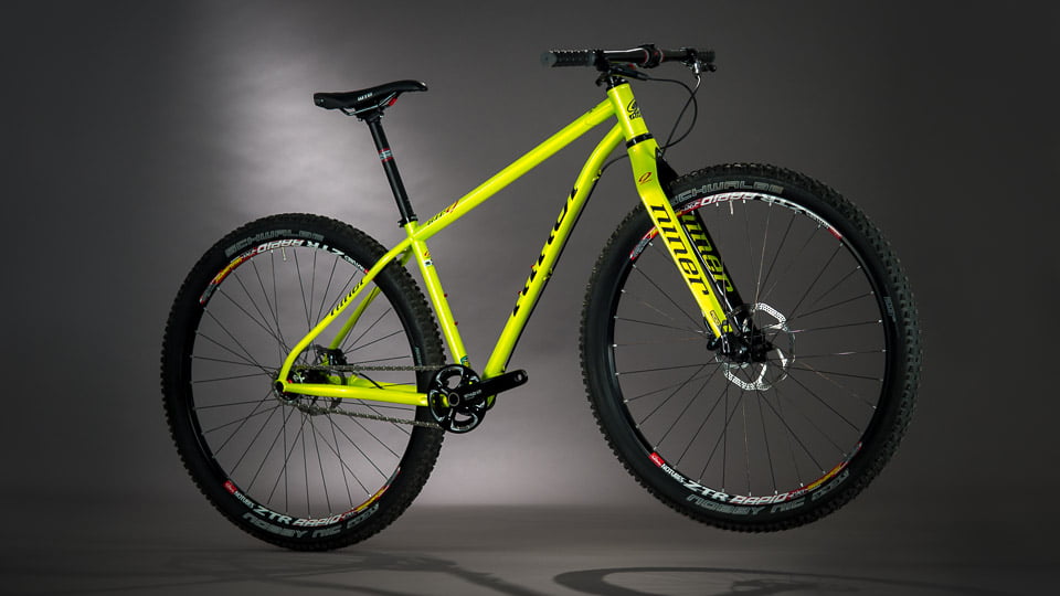 Niner SIR9 SS  hardtail in Blaze Yellow