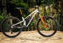 Commencal presenta la nuova Meta V5, con Virtual Contact System