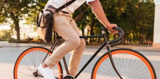 Il fascino delle due ruote: dalla mobilità sostenibile all’esplorazione fuoristrada